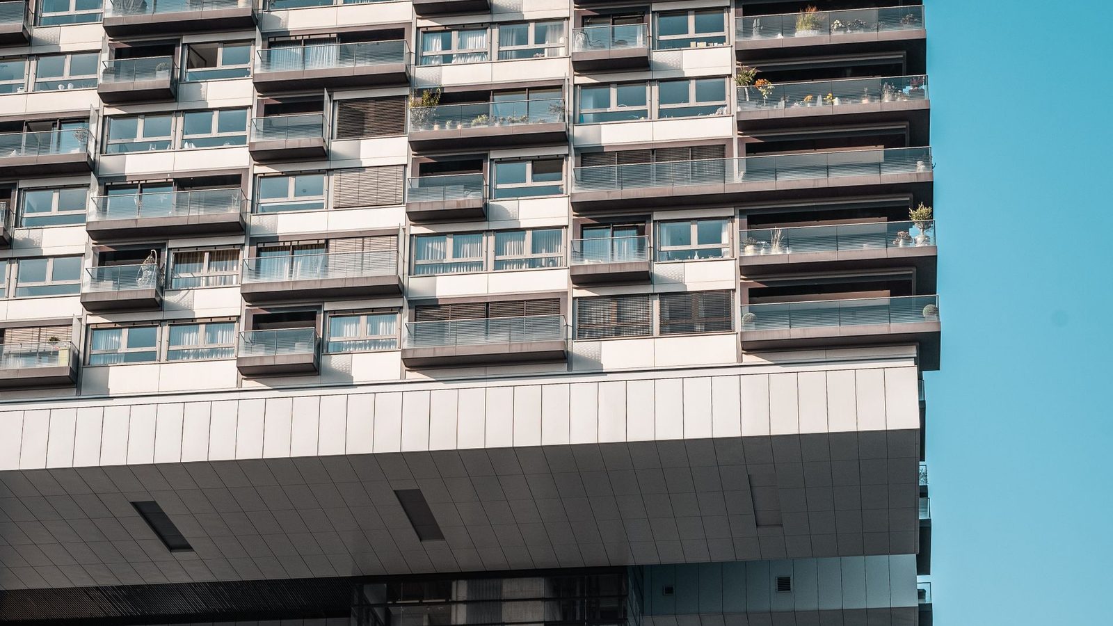 Which Philippine Cities Actually Pay You Back? A Plain Look at Rental Yields