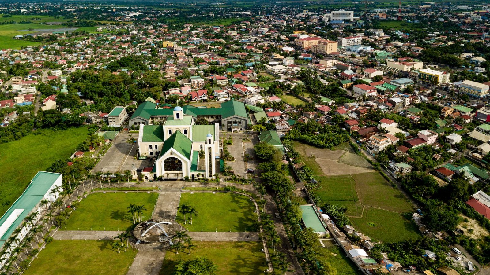 Where to Live in Bacolod: Best Neighborhoods (2026)