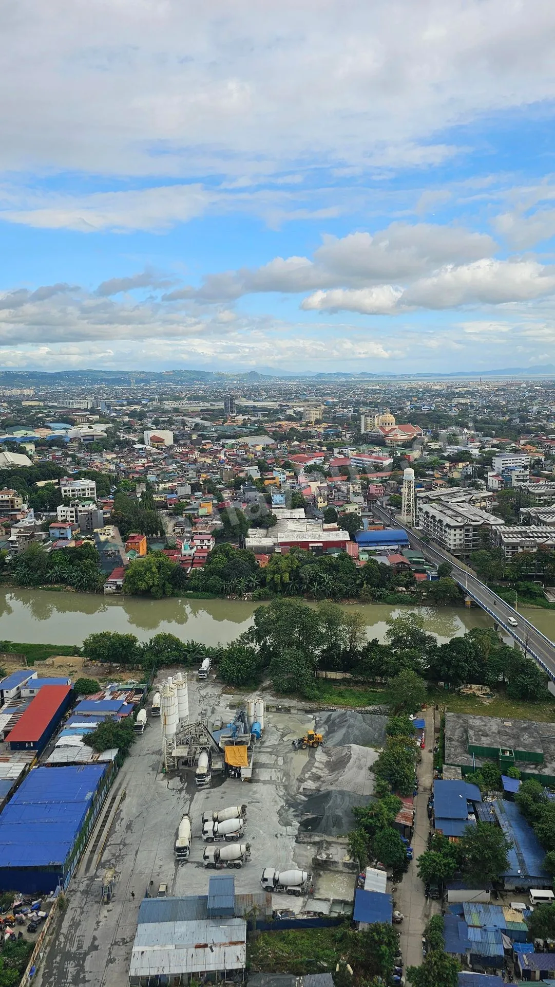 Brand New Studio Condo at Arcovia City, Pasig