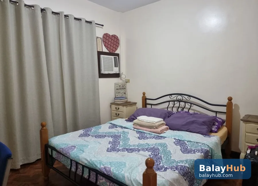 6-Door Apartment with Swimming Pool for Sale in Gordon Heights, Olongapo
