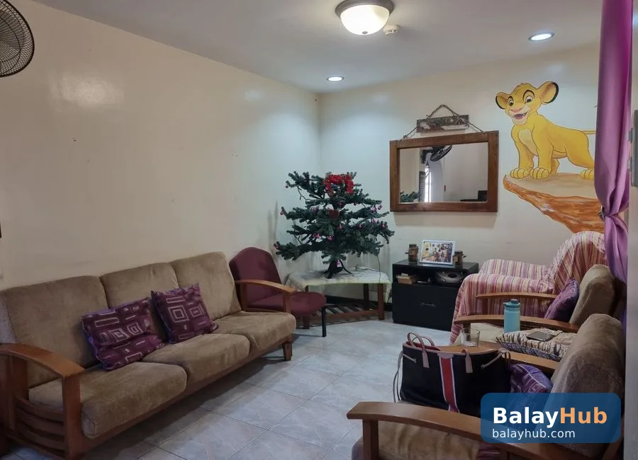 6-Door Apartment with Swimming Pool for Sale in Gordon Heights, Olongapo