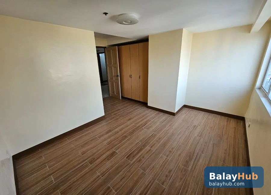 Spacious 102 sqm 2BR Condo with Manila Bay View at Sunview Palace