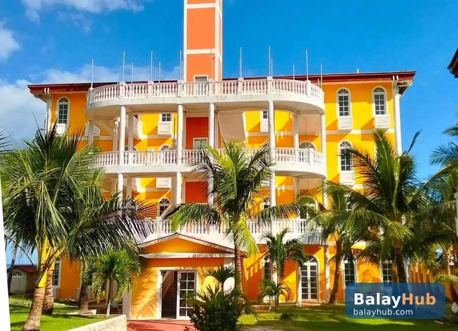 Stunning 2BR Beachfront Penthouse with Ocean Views in Alcoy, Cebu