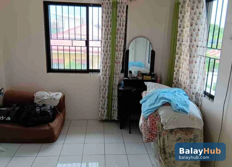 4BR Corner Lot Apartment with Store in Mandurriao, Iloilo City