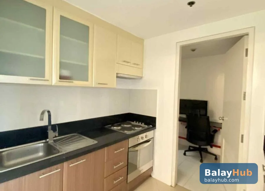 2BR Condo with Golf Course Views at 8 Forbes Town Road, BGC