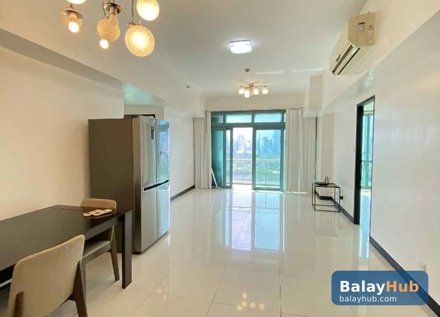 2BR Condo with Golf Course Views at 8 Forbes Town Road, BGC