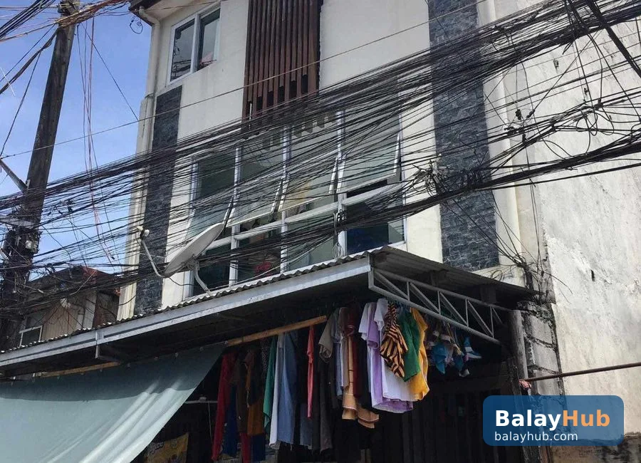 3-Storey 5BR Titled Apartment with Studio in Tondo, Manila