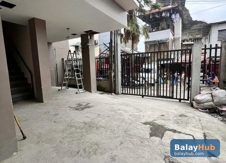 Income-Generating 7-Unit Apartment near Monterrazas de Cebu, Guadalupe