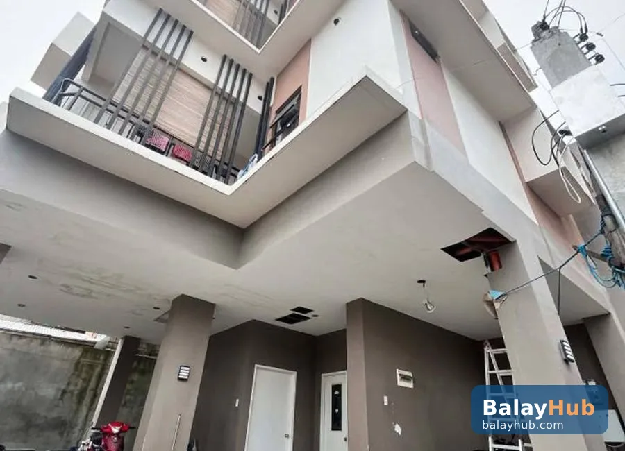 Income-Generating 7-Unit Apartment near Monterrazas de Cebu, Guadalupe