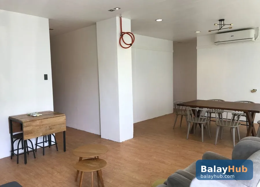 Three-Storey Commercial Building with Roofdeck in BF Homes Paranaque