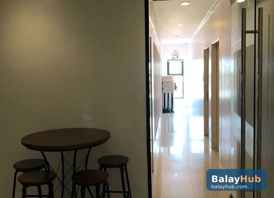 Three-Storey Commercial Building with Roofdeck in BF Homes Paranaque