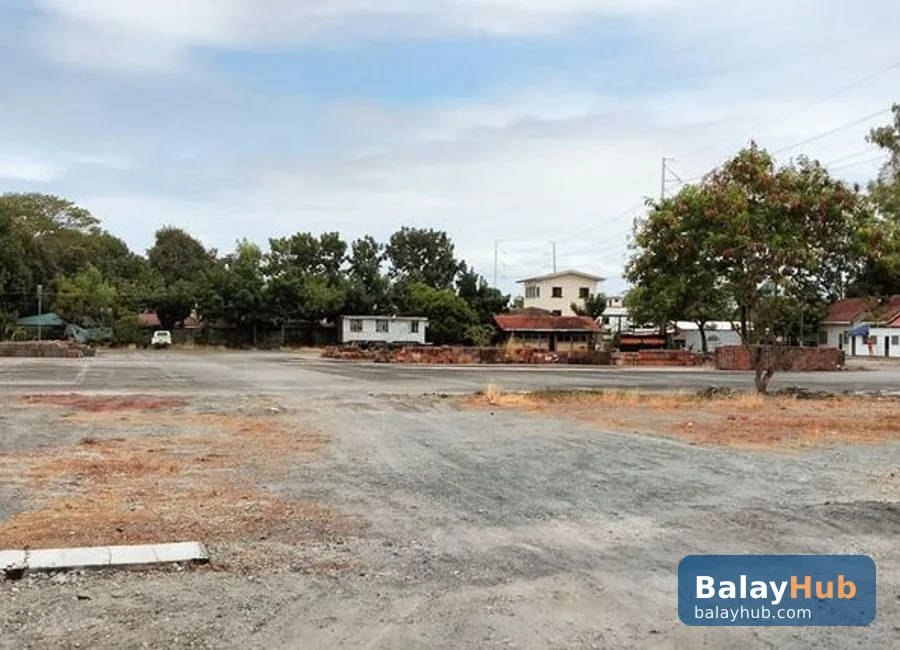 Approx 3-Hectare Industrial Land with Multiple Warehouses in San Pedro