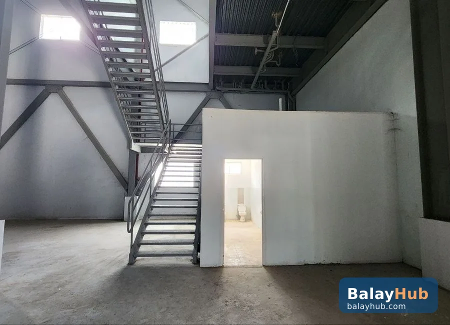Tenanted Warehouse with 40-Foot Container Access in Brgy. Kalawaan