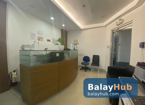 Fitted Office with Tandem Parking in Makati Corporate Centre