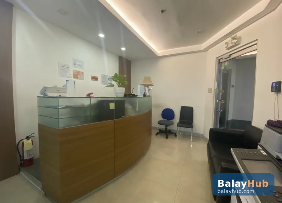 Fitted Office with Tandem Parking in Makati Corporate Centre
