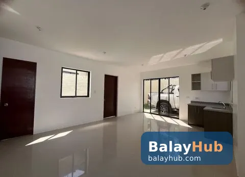 4-Bedroom House and Lot at Santa Monica Estate Tisa - Unflooded Location