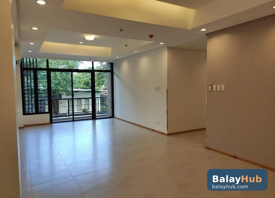 216 sqm 3-Bedroom La Colline Suites Apartment with Pool Near Greenhills