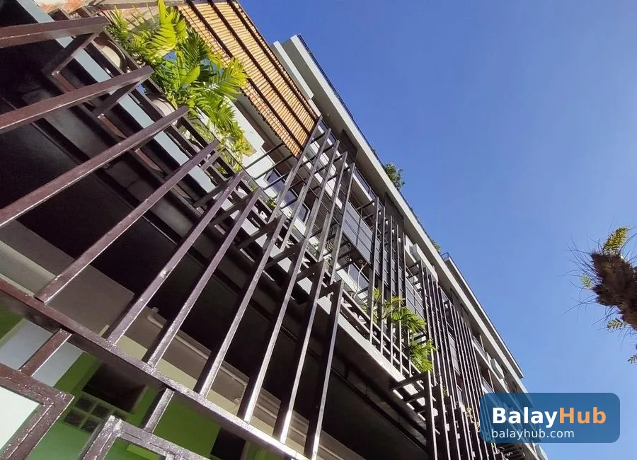 216 sqm 3-Bedroom La Colline Suites Apartment with Pool Near Greenhills