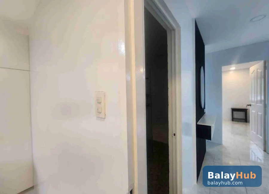 Two-Bedroom Apartment Inside Clark Freeport Zone Near Parade Ground