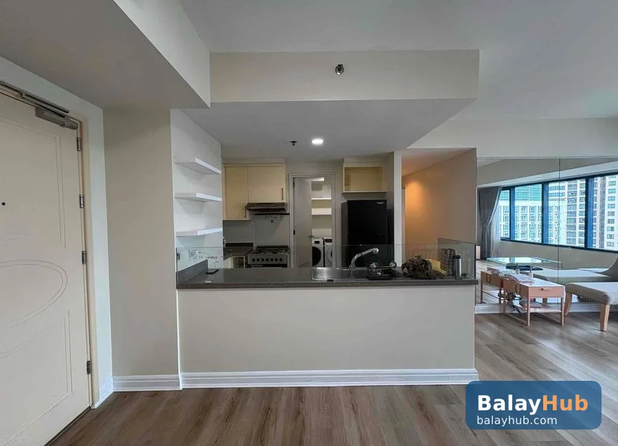 120 sqm 3-Bedroom One Rockwell Flat Unit Facing Powerplant Mall