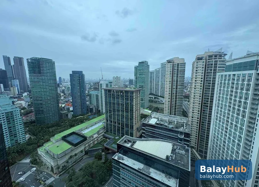 120 sqm 3-Bedroom One Rockwell Flat Unit Facing Powerplant Mall