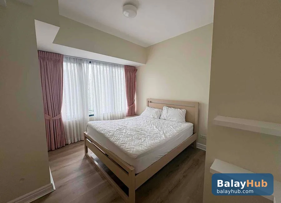 120 sqm 3-Bedroom One Rockwell Flat Unit Facing Powerplant Mall