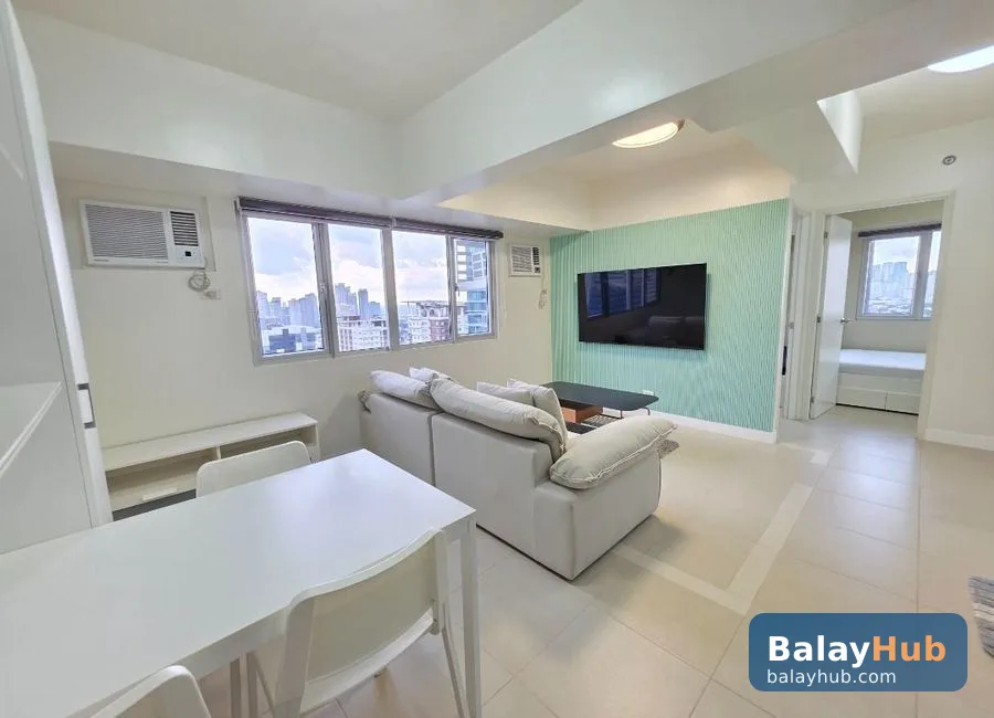 Newly Renovated 2-Bedroom Avida Turf BGC Tower 2 Unit Near Uptown Mall