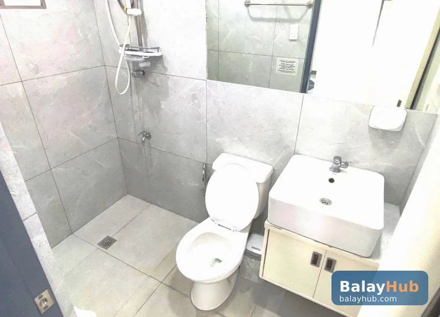 High-Tech 1-Bedroom Doctor A Condo with Pool Near SM Angeles City