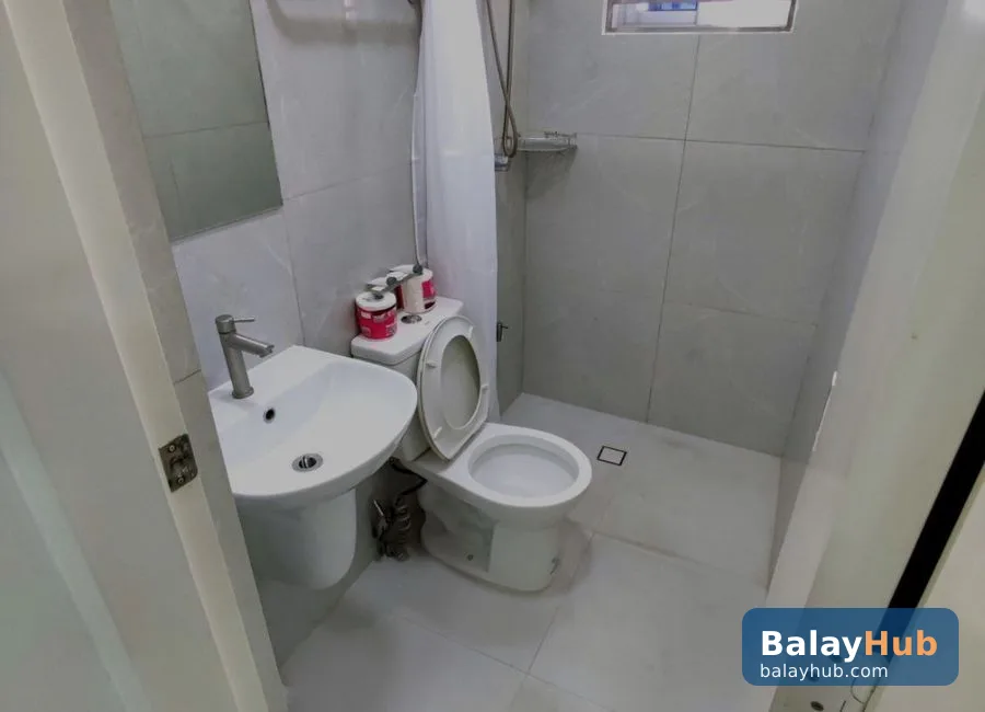 High-Tech 1-Bedroom Doctor A Condo Apartment in Prime Angeles City Spot