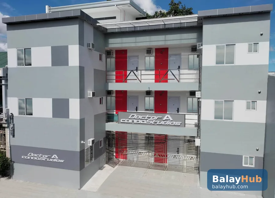 High-Tech 1-Bedroom Doctor A Condo Apartment for Lease in Angeles City