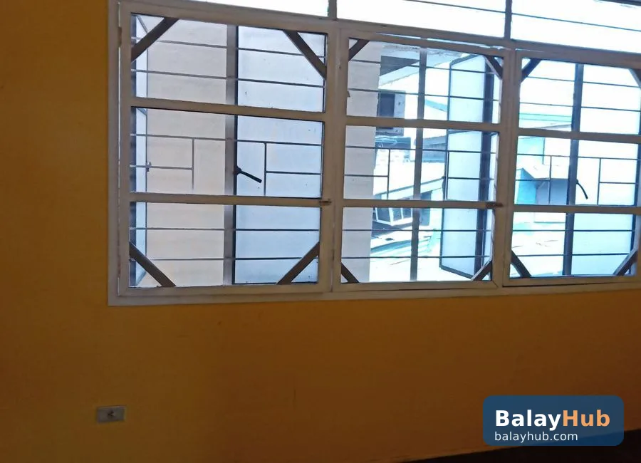 Two-Storey 2-Bedroom Apartment for Lease in Palanan, Makati