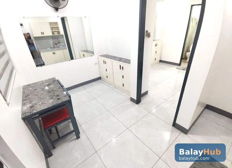 Stylish High-Tech 1BR Condo with Pool near SM, Angeles City