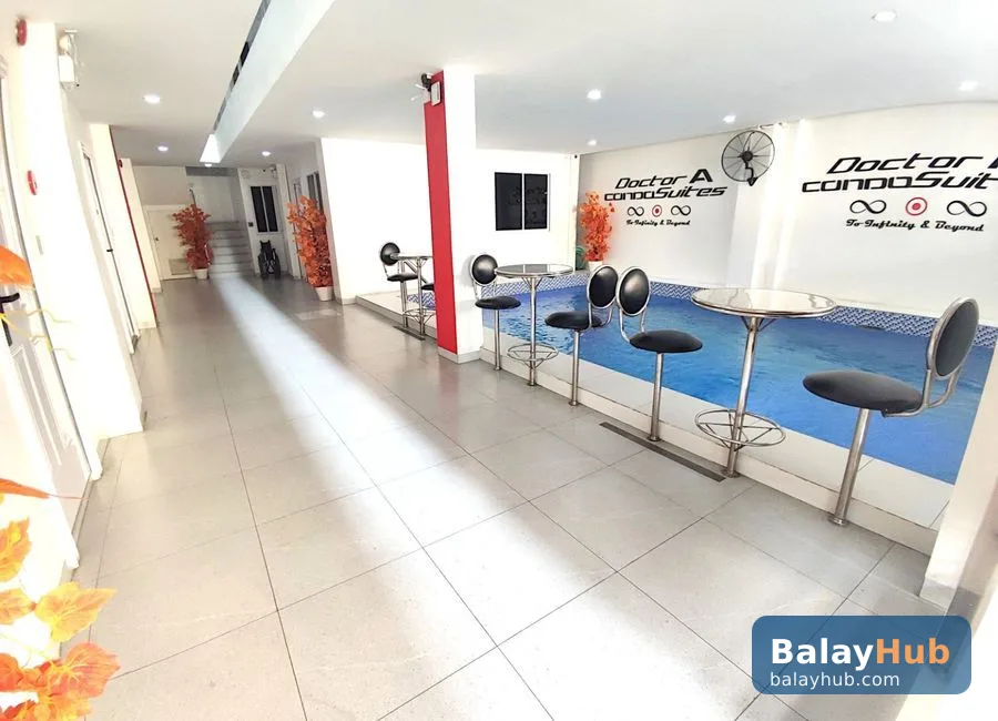 Stylish High-Tech 1BR Condo with Pool near SM, Angeles City