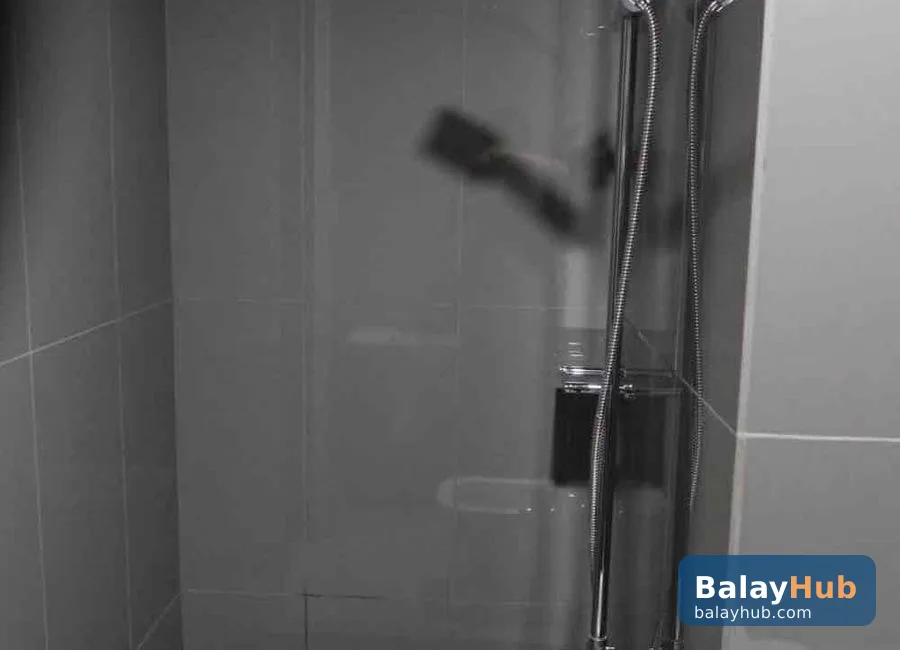 Semi-Furnished 1BR Unit for Rent at Air Residences, Makati