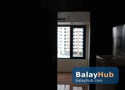 Semi-Furnished 1BR Unit for Rent at Air Residences, Makati