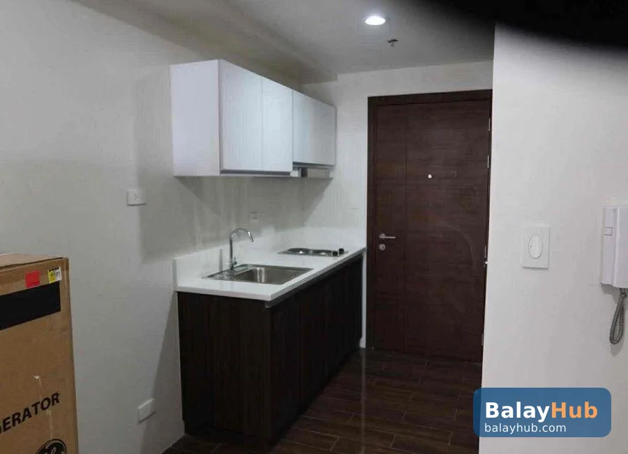 Semi-Furnished 1BR Unit for Rent at Air Residences, Makati
