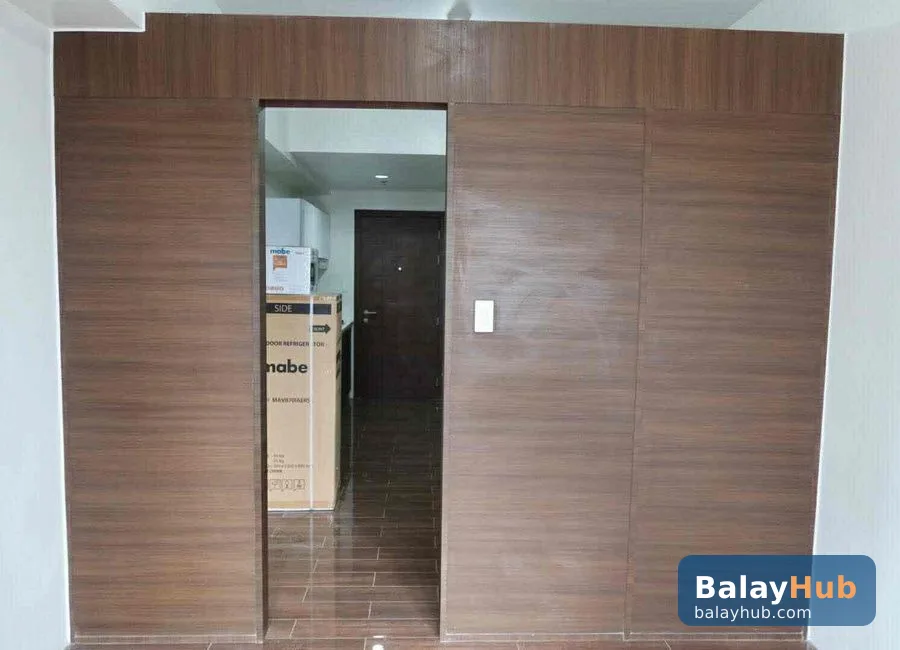 Semi-Furnished 1BR Unit for Rent at Air Residences, Makati