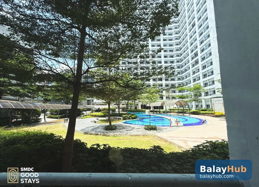 Fully Furnished 1-Bedroom with Balcony at Grace Residences Tower 4, Taguig