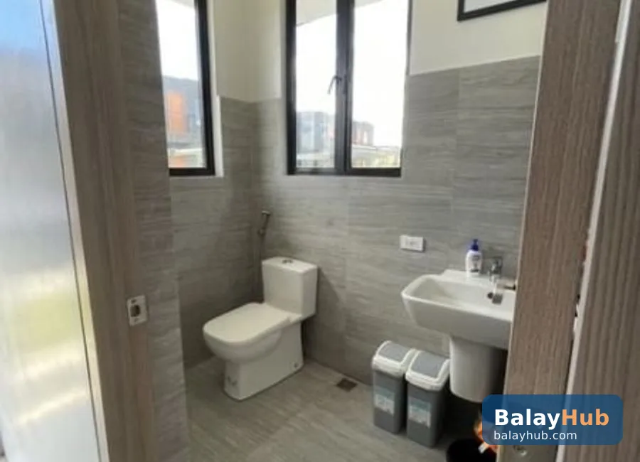 Two-Storey 3-Bedroom Townhouse with Cool Tagaytay-Style Climate