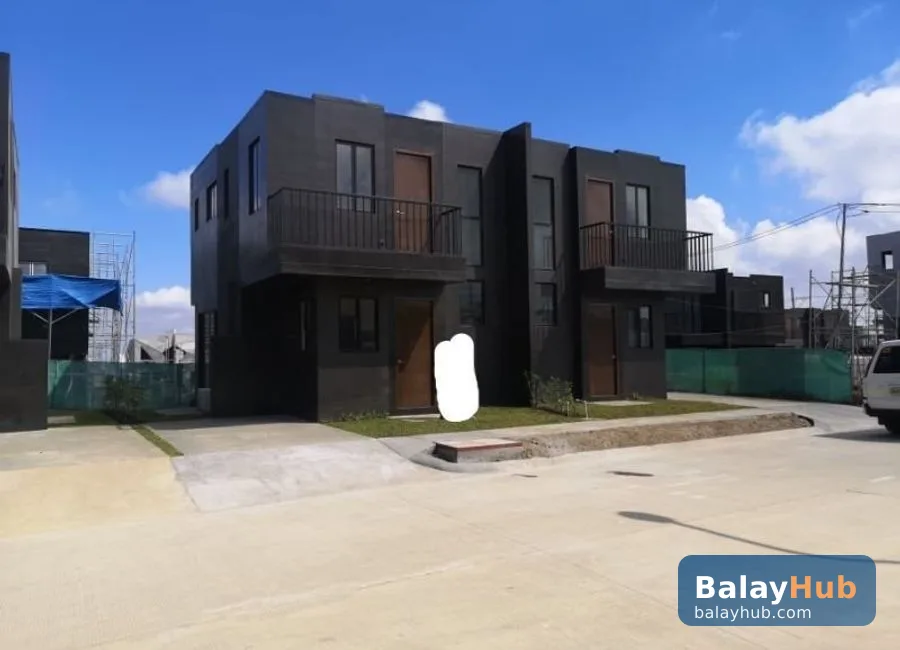 Two-Storey 3-Bedroom Townhouse with Cool Tagaytay-Style Climate