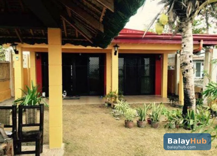 Bungalow Beach House and Lot Overlooking Lingsat Shoreline in La Union