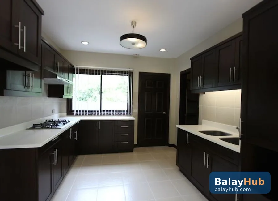 Multi-Level 4-Bedroom Home with Private Pool in Maria Luisa Estate Park