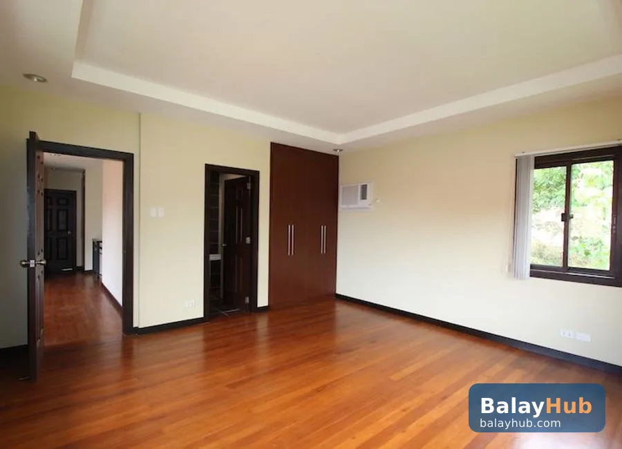 Multi-Level 4-Bedroom Home with Private Pool in Maria Luisa Estate Park