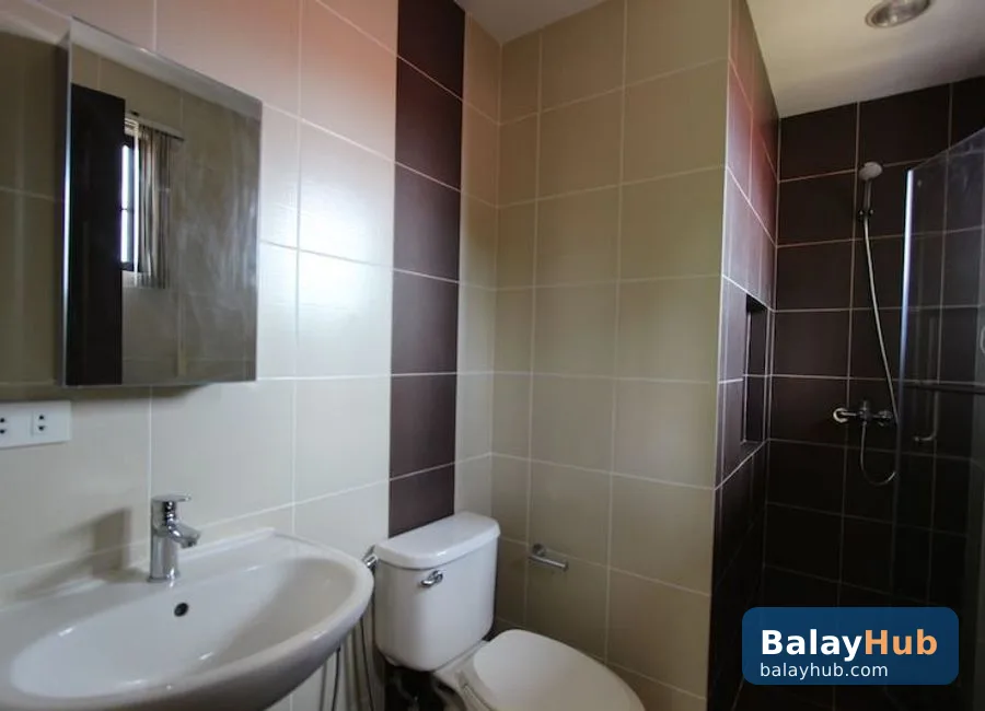 Multi-Level 4-Bedroom Home with Private Pool in Maria Luisa Estate Park