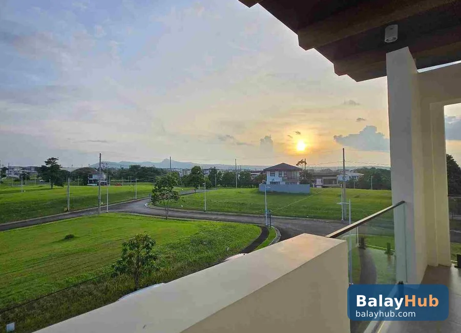 5-Bedroom Modern House for Lease at Venare, Nuvali, Calamba