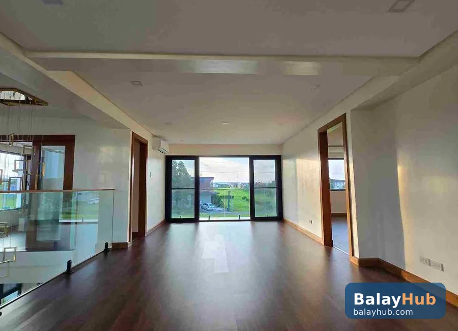 5-Bedroom Modern House for Lease at Venare, Nuvali, Calamba