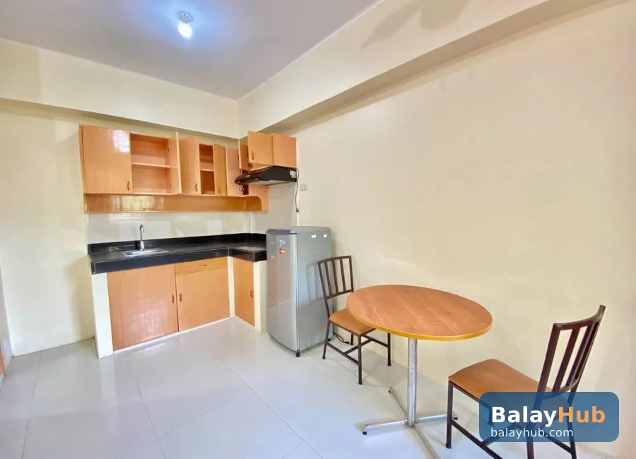 Semi-Furnished Studio for Rent in Banawa Near One Pavilion Mall