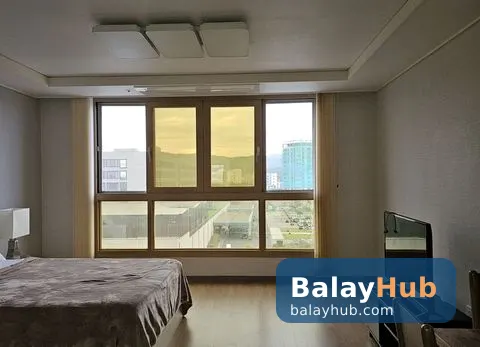 Modern 40sqm Studio Unit at DHeights Monterrace Lake Clark Pampanga
