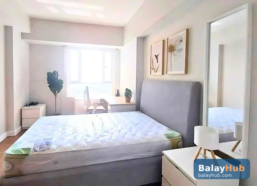 Modern Nordic 27sqm Studio at The Arton by Rockwell near ADMU and UPD