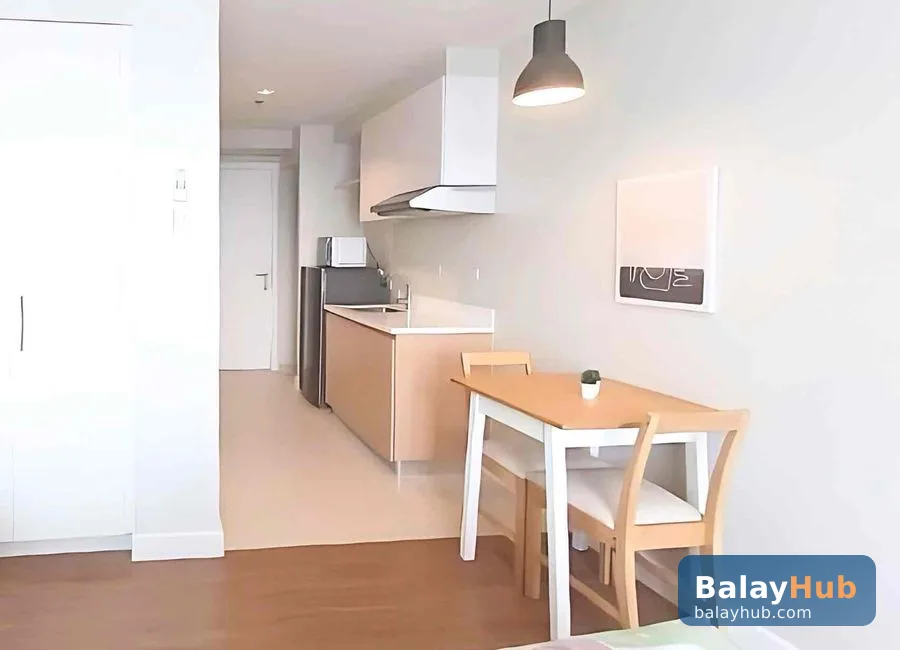 Modern Nordic 27sqm Studio at The Arton by Rockwell near ADMU and UPD